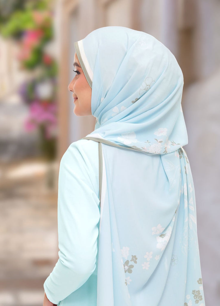 Model Wearing Printed Chiffon Shawl Back View With Background