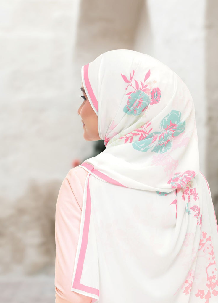 Model Wearing Printed Chiffon Shawl Back View With Background