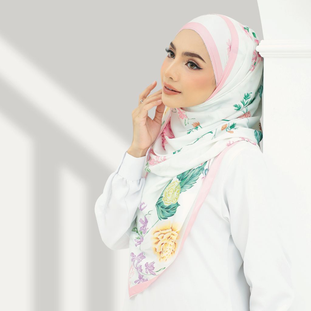 Model Wearing Printed Satin Shawl Tudung Leaning On Pillar