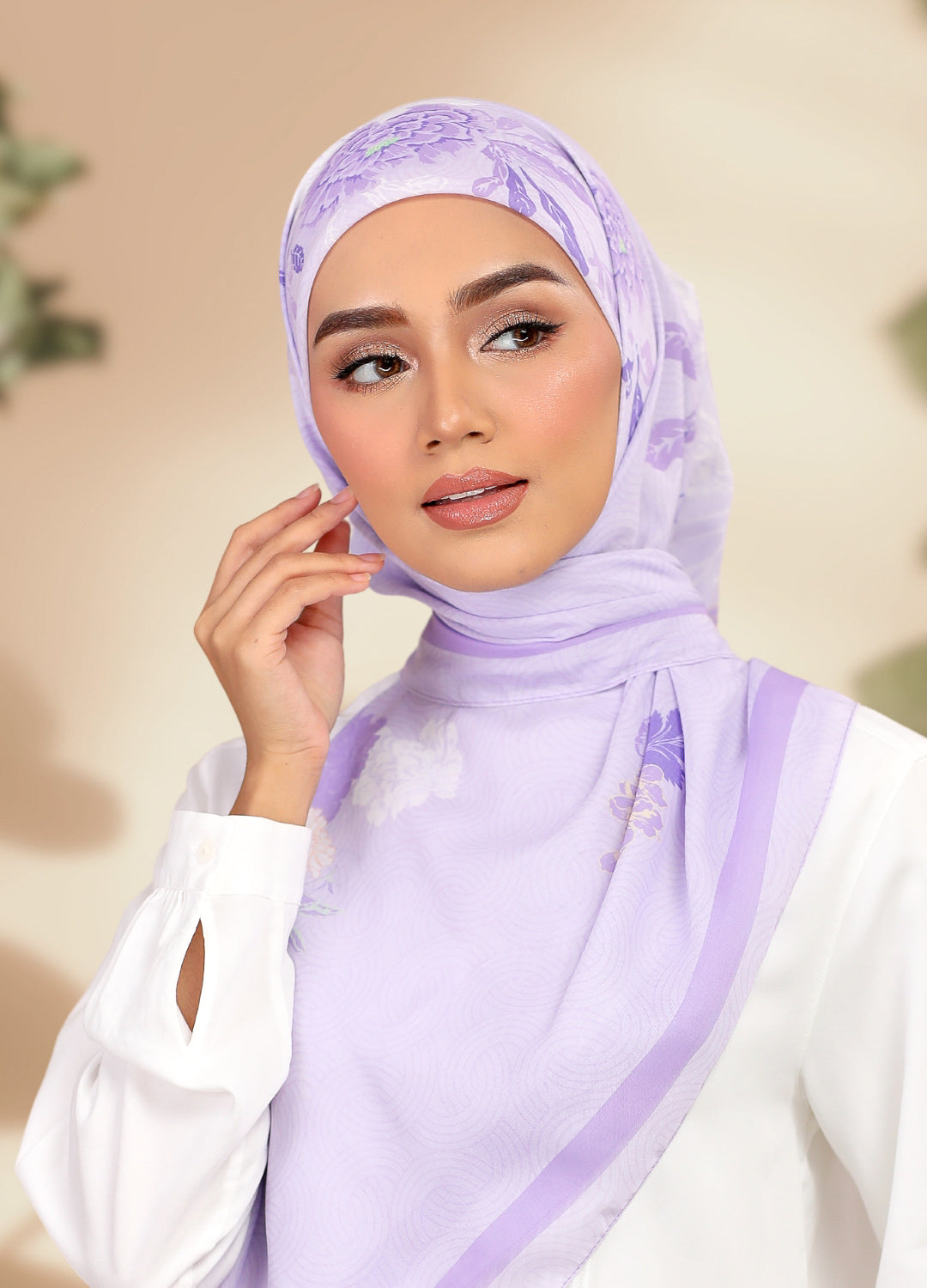 Model wearing printed peony botanical floral cotton bawal - purple