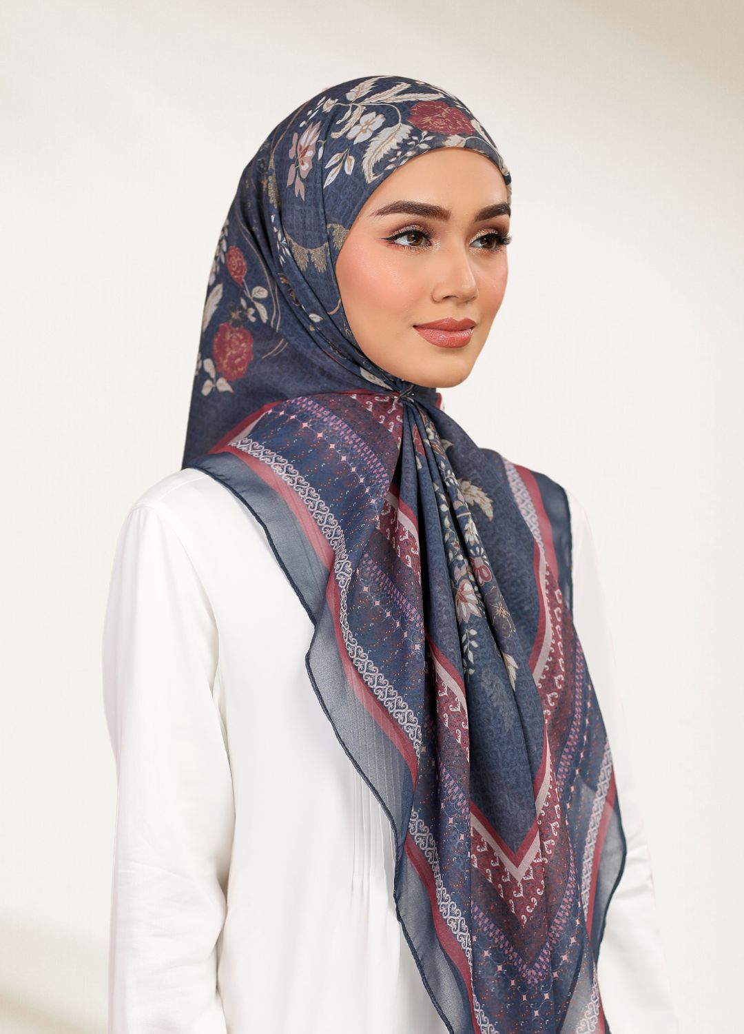 Printed Floral Cotton Tudung Cotton Dark Navy