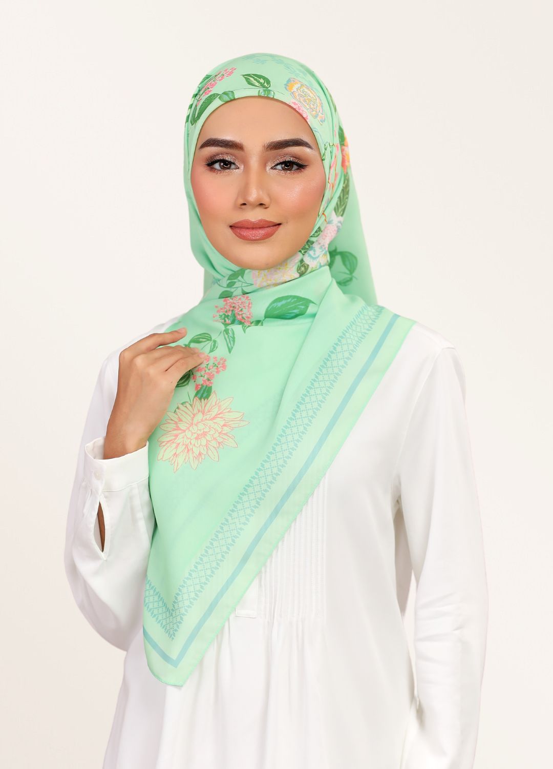 printed floral Tudung Cotton light green